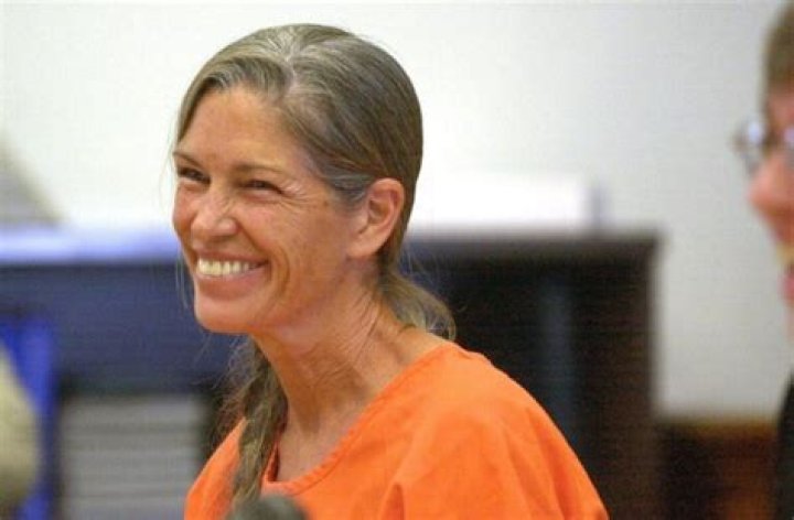 Leslie Van Houten Bio (Wiki) 