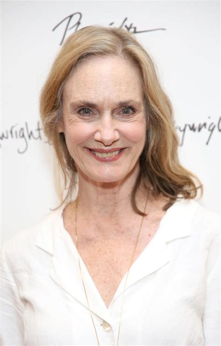 Lisa Emery Bio (Wiki) 