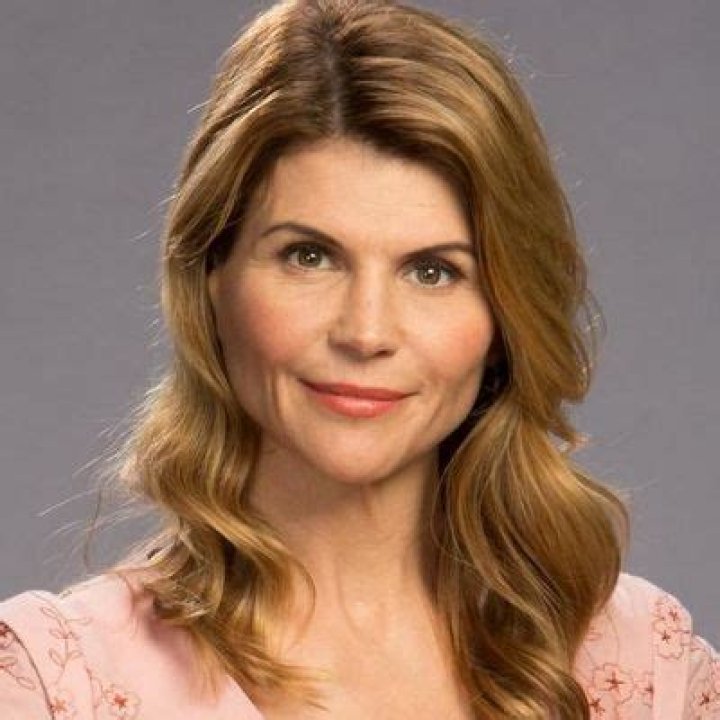 Lori Loughlin Bio (Wiki) 