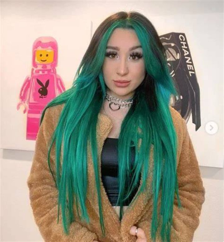 Mackenzie Marie Bio (Wiki) 