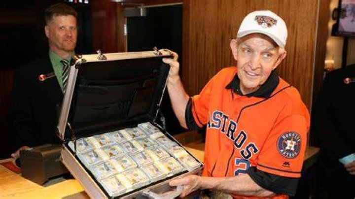 Mattress Mack photo 3