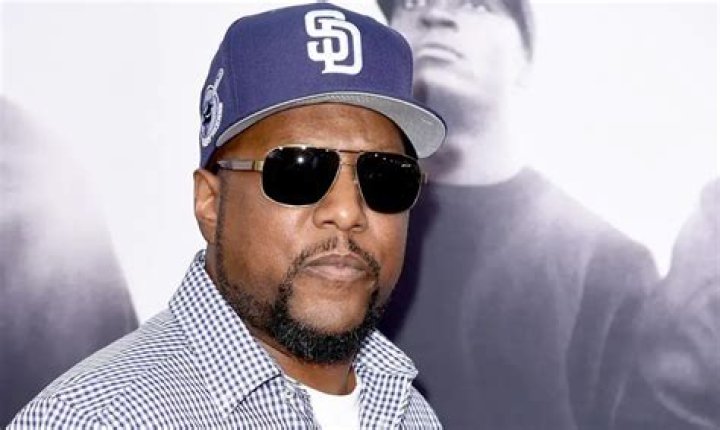 MC Ren Bio (Wiki) 