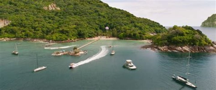 Is Fun Island in Meg 2 Real? 1 Meg 2 Fun Island 1