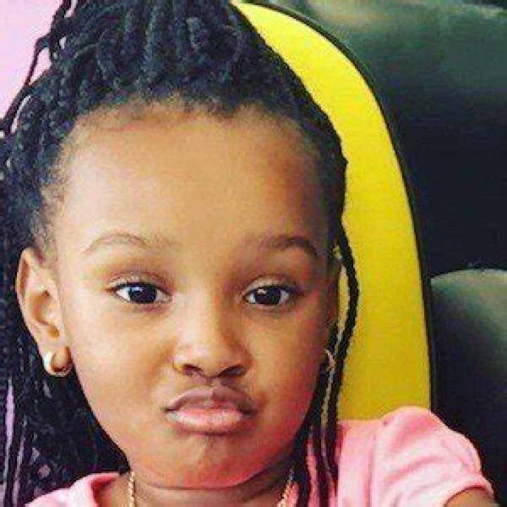 Mini Peach - Age, Family, Bio