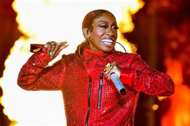 Check out this Hollywood celebrities weight loss transformation. Missy