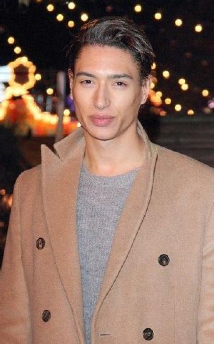 Natt Weller Bio (Wiki) 