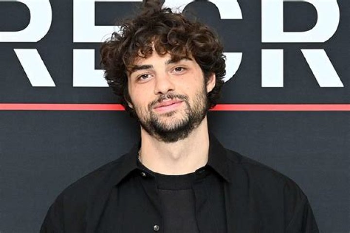 Noah Centineo is the new internet heartthrob! Know interesting facts about the To All the Boys I&rsquo;ve Loved Before Star and Lana Condor!