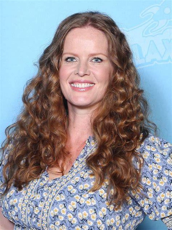 Rebecca Mader Bio (Wiki) 