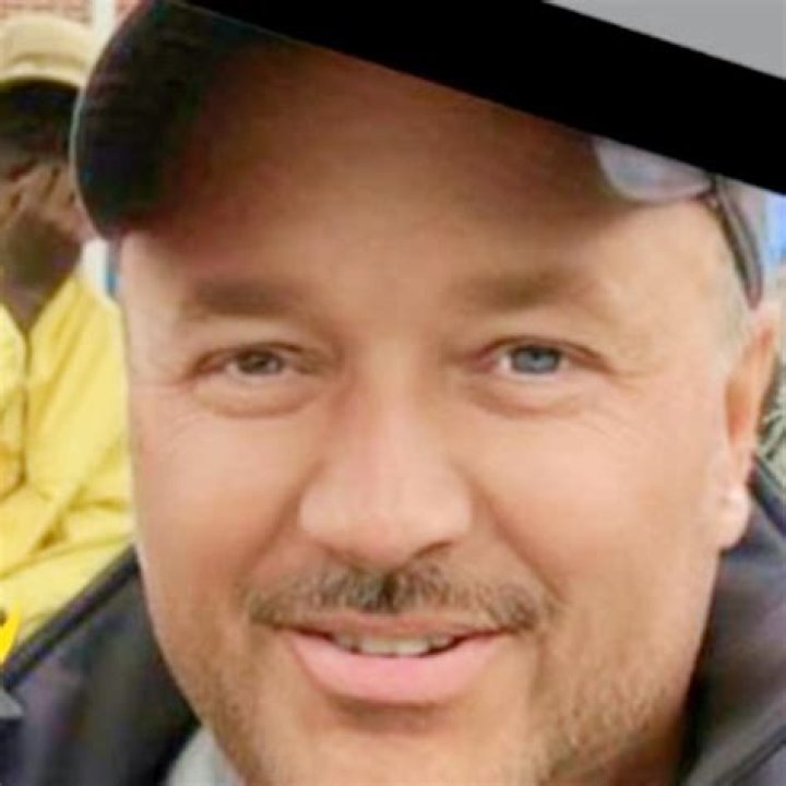Robert Baker - Age, Family, Bio
