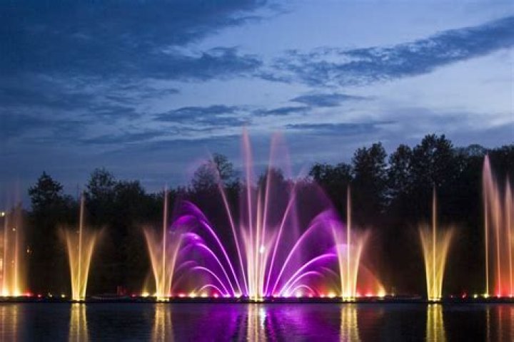 Roshen Fountain