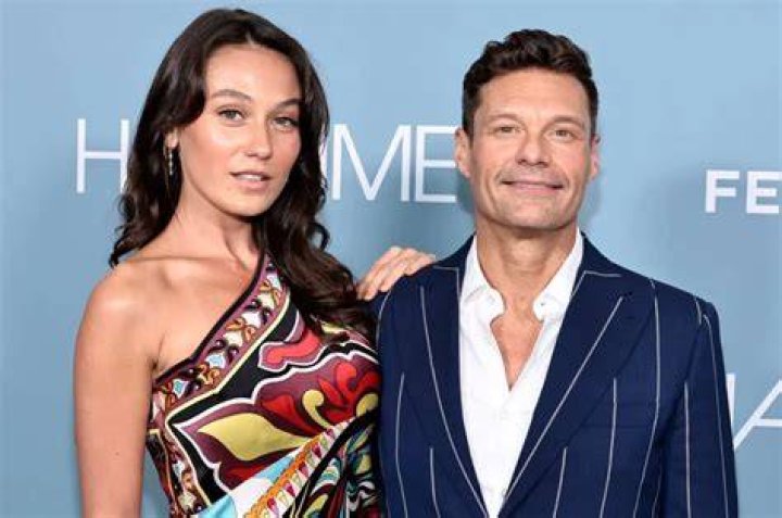 Ryan Seacrest - Age, Family, Bio
