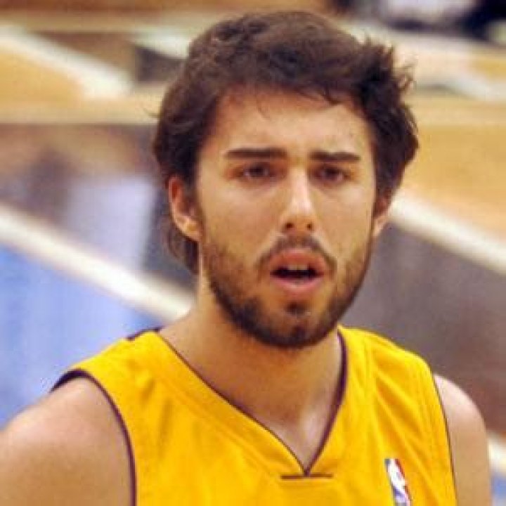 Sasha Vujacic Bio (Wiki) 