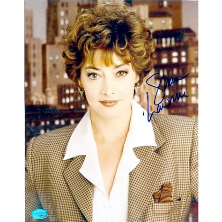 Sharon Lawrence photo 2