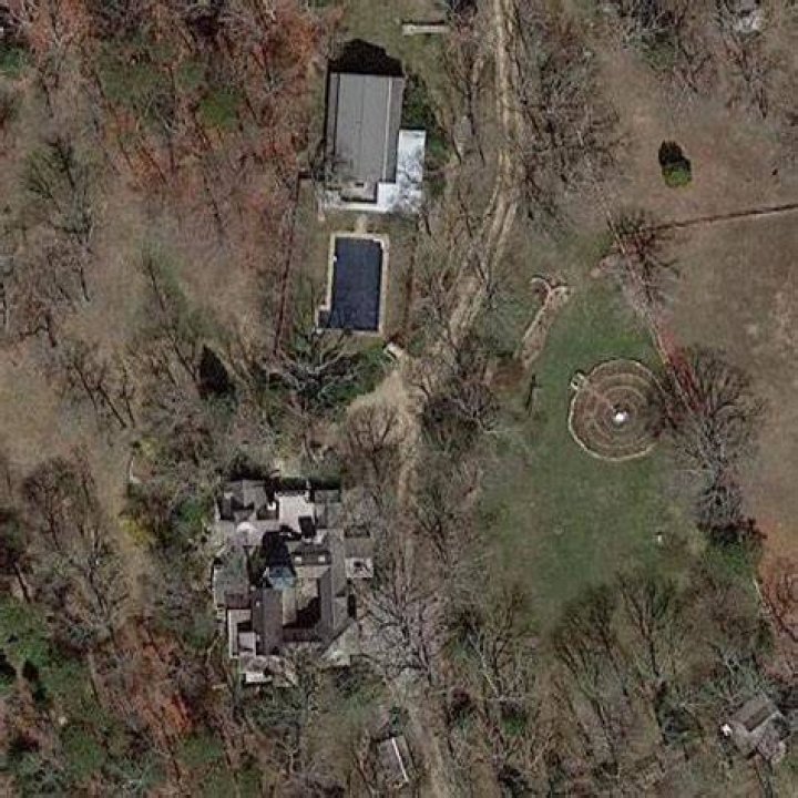 Simons House (Source: Virtual Globetrotting)