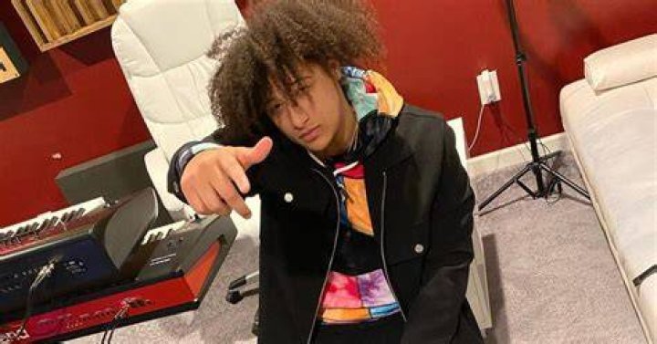 Who is River Everett from ‘The Family Chantel’ dating? Singer River Everett