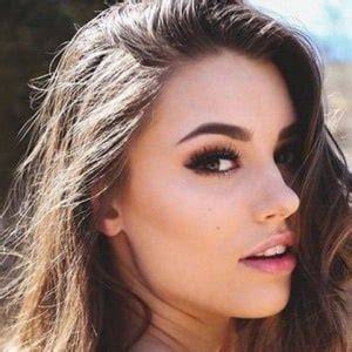 Skyler Wright - Age, Family, Bio