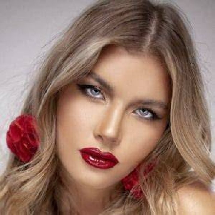 Sofia Muñoz Feifel - Age, Family, Bio