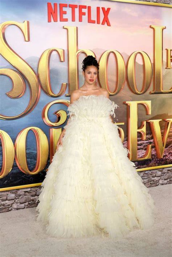 Sofia Wylie - The School for Good and Evil Sofia Wylie - The School for Good and Evil