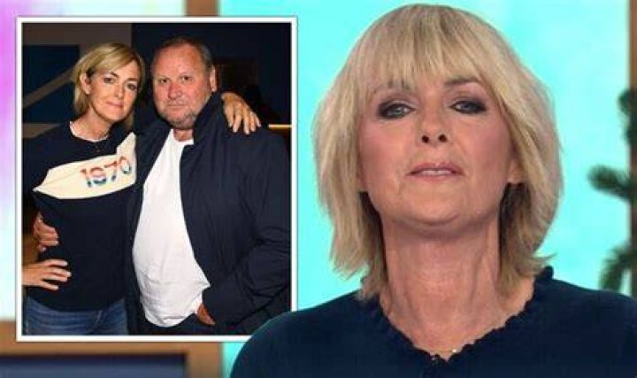 Split alert! Jane Moore publicized her breakup with husband Gary Farrow on air Split alert! Jane Moore publicized her breakup with husband Gary Farrow on air