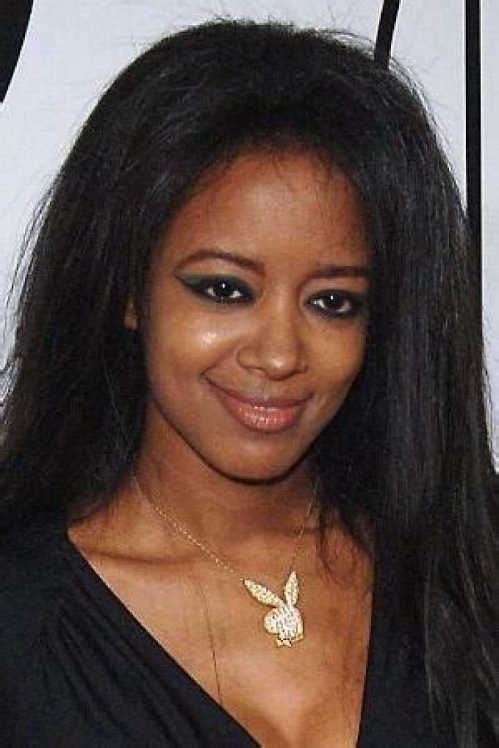 Stephanie Adams photo 3