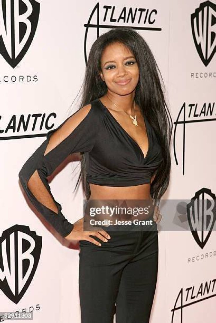 Stephanie Adams photo