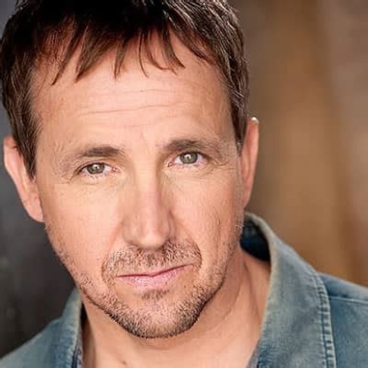 Steven Swadling Bio (Wiki) 