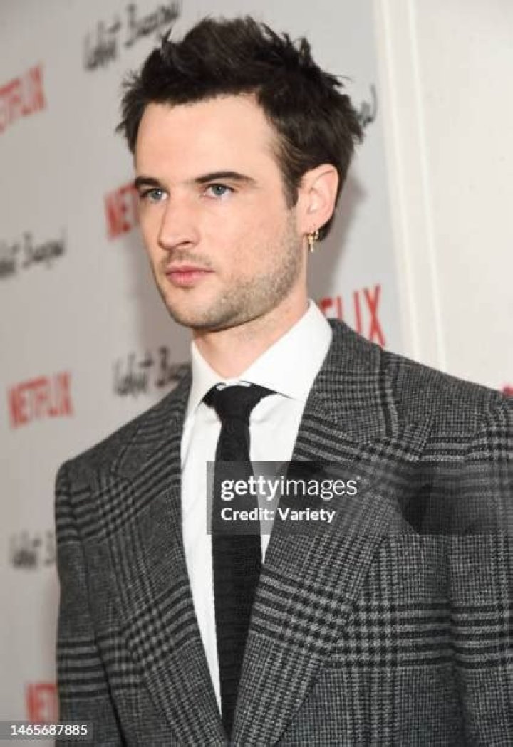 Tom Sturridge photo 3