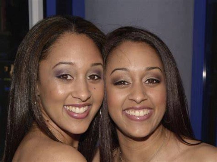 RIP Jesse Powell! Grammy-nominated R&B singer dies at 51 Twins sister Trina and Tamara Powell