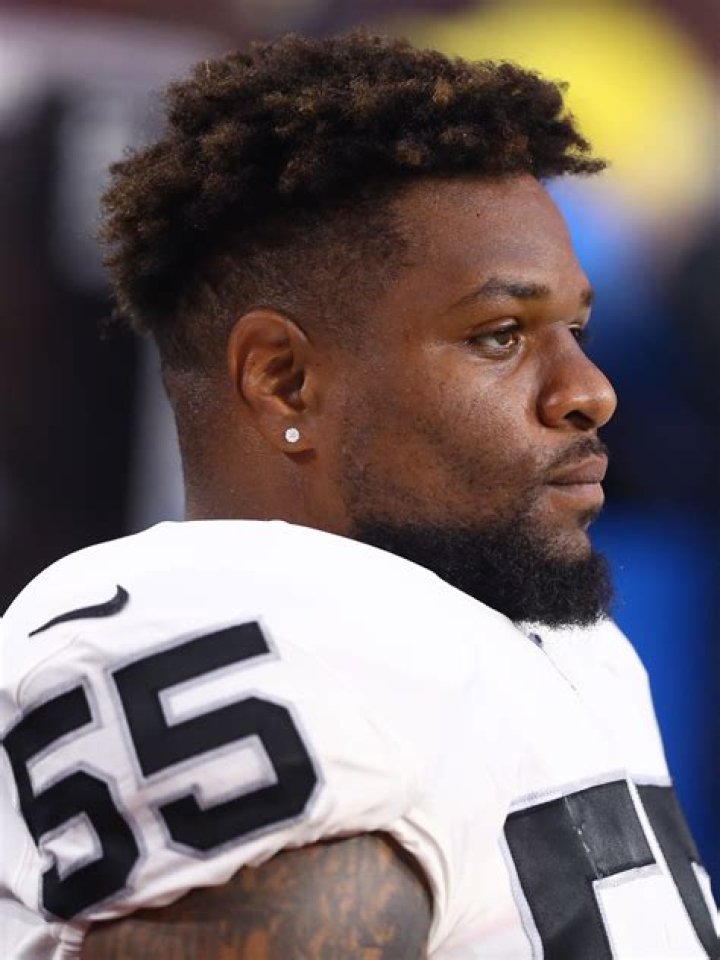 Vontaze Burfict photo 2