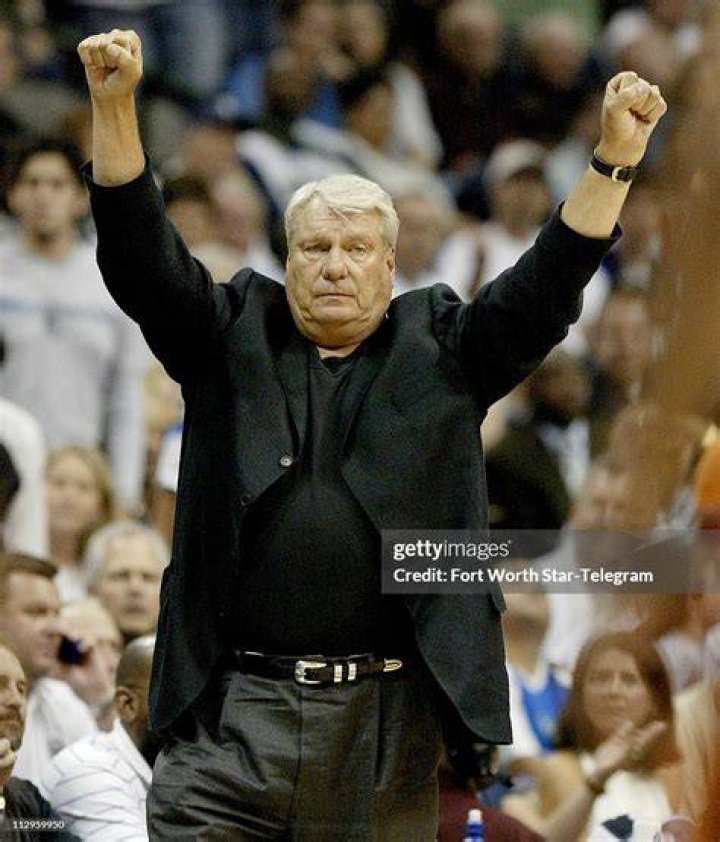 What team does Don Nelson coach?
