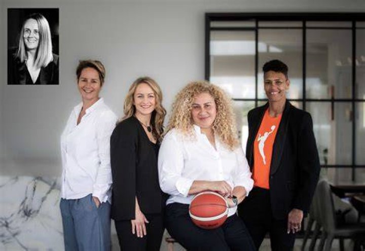 Which basketball team has the nun?