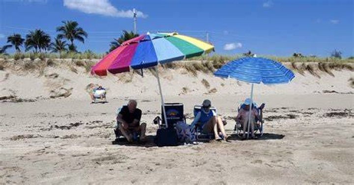 Why is it called Bathtub Beach?