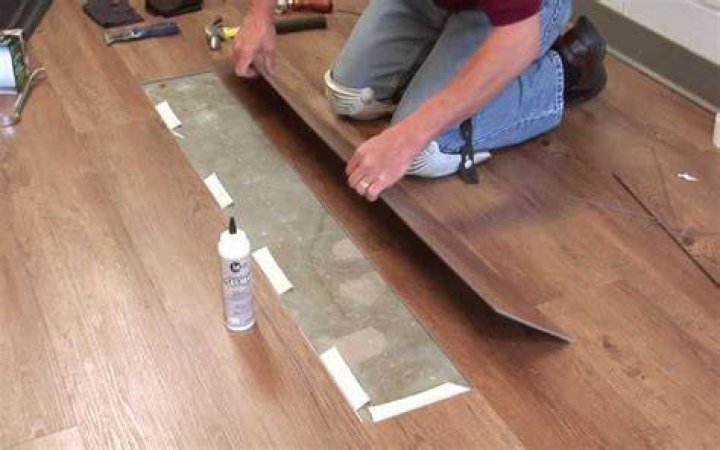 Why is my new laminate floor lifting?