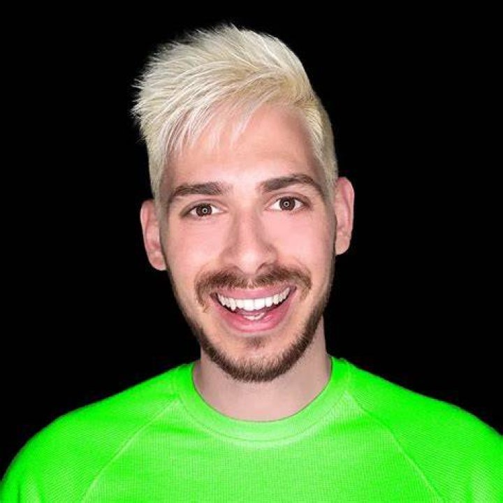 
WigoFellas Height, Age, Girlfriend, Biography, Wiki, Net Worth 
