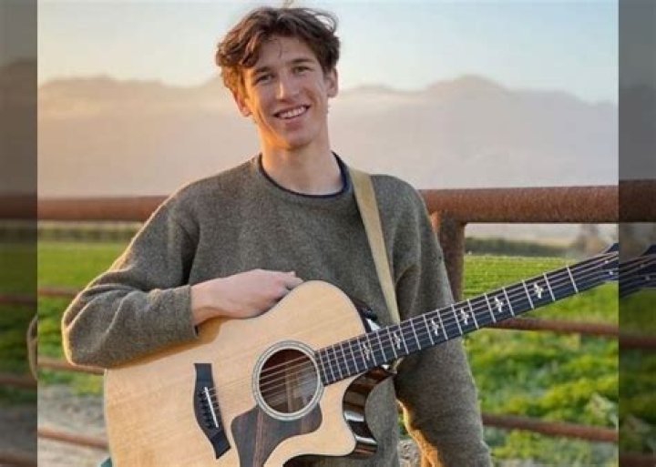 Wyatt Pike Bio (Wiki) 