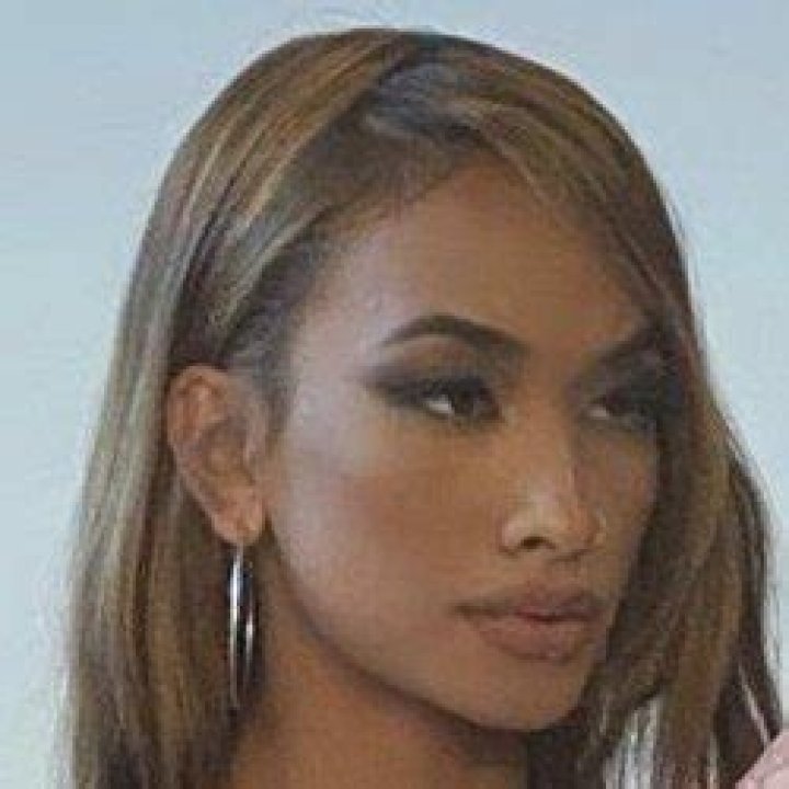 Ysabelle Capitule - Age, Family, Bio