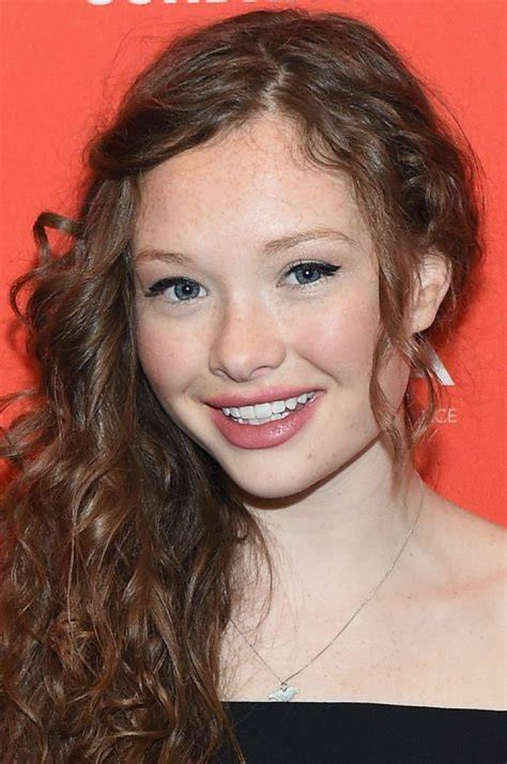 Zoe Colletti Bio (Wiki) 